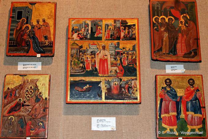 Groupe d'icônes du peintre Ioannis Cornaros, (Ste Anastasia, Chandeleur, adoration des mages) Monastère de Toplou - Crète, Grèce