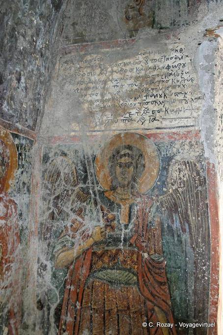 Ange peint sur le mur du fond d'Agia Paraskevi, Voutas - Crète, Grèce