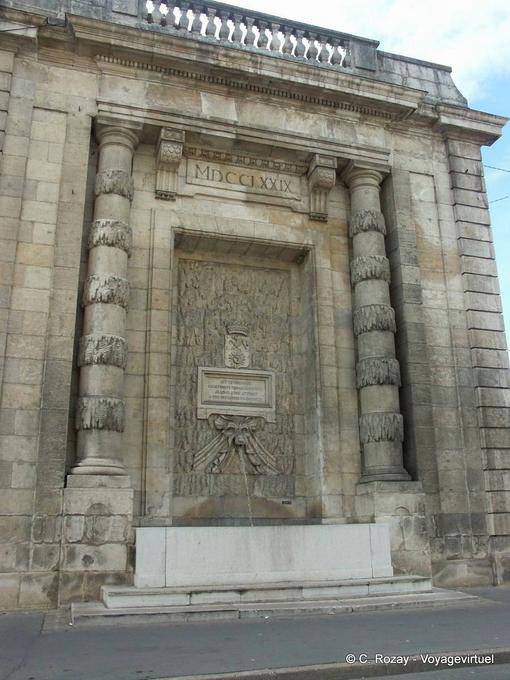 Fontaine Attiret de la porte d'Arans, Dole - France