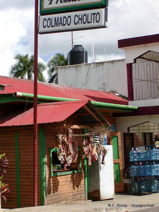 Colmado cholito, boucherie traitionnelle - Rép. Dominicaine