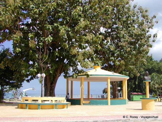 Kiosque ombragé, Miches - Rép. Dominicaine