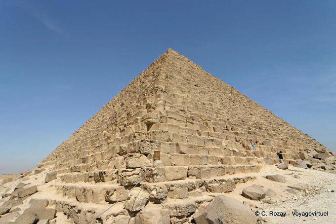La Pyramide de Mykérinos, nécropole de Gizeh - Égypte