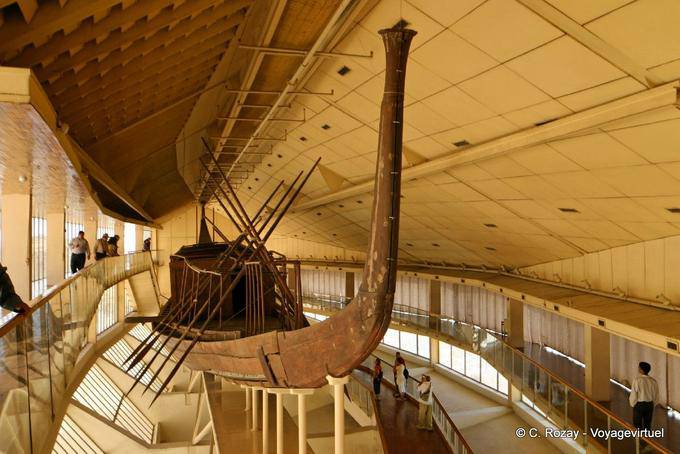 Le Bateau Solaire, Gizeh - Égypte