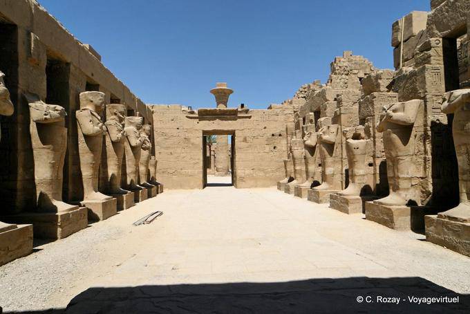 Temple reposoir de Ramsès III, Karnak - Égypte