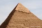 Le revêtement en calcaire du sommet de la pyramide de Khéphren, Egypte.