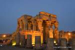 Vue nocturne, temple de Kôm Ombo, Egypte.
