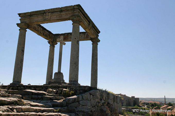 Ávila, Humilladero conocido como Los Cuatro Postes - Espagne