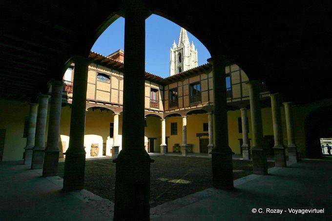 Obispado de León, Plaza de Regla, 7, León - Espagne
