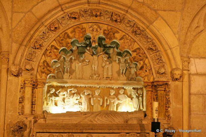 Sepulcro del obispo don Rodrigo, cathédrale de León - Espagne