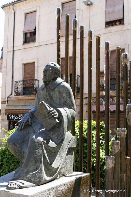 Statue de Maestro Francisco Salinas, Salamanque - Espagne