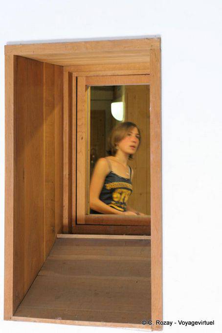 Passage de jeune fille, Salamanque - Espagne