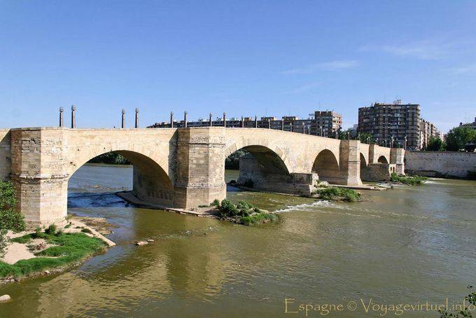 Saragosse, Puente de Piedra - Espagne