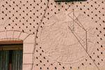 Cadran solaire sur une maison, Plaza de la Merced, Ségovie, Espagne.
