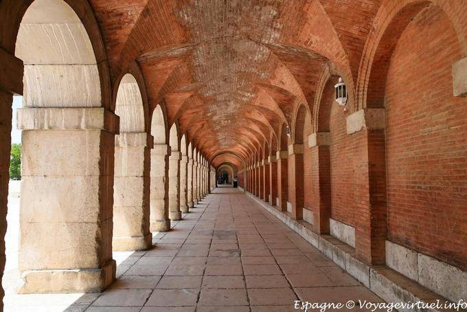 Alignement d'arcades, Aranjuez, Casa de Officios - Espagne