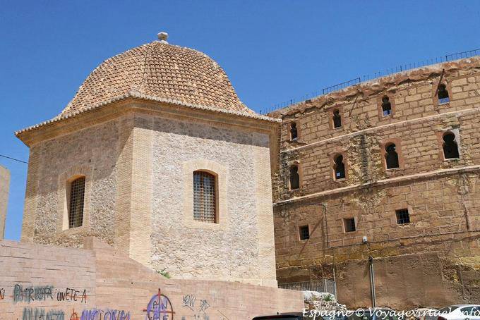 Mélande d'architectures, calle Dr Fleming, Cartagena - Espagne