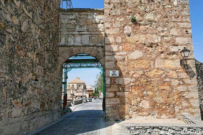 Cuenca, Arco de Bezudo - Espagne