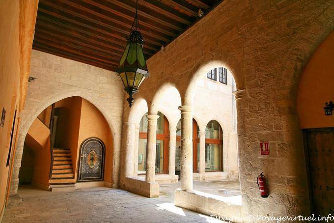 Cuenca, Plaza Mayor - Espagne