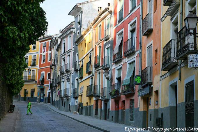 Cuenca, rues colorées - Espagne