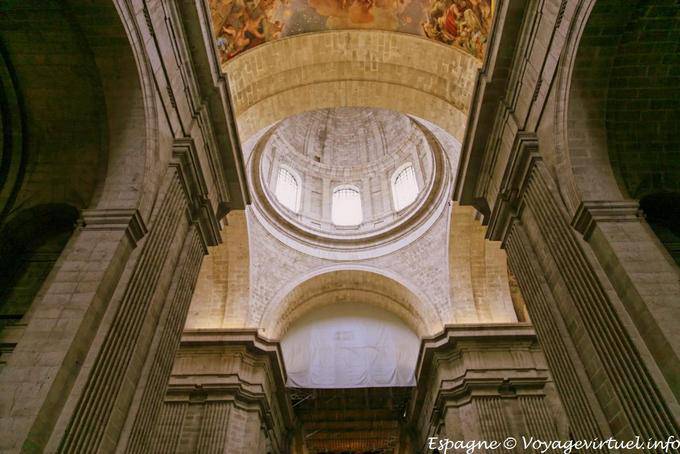 Escorial, Cupola Basilica (Unauthorized Pic) - Espagne