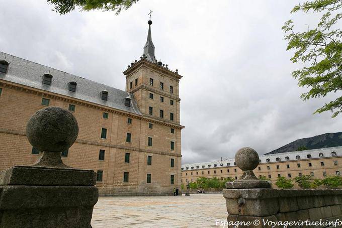 Escorial, monastère, angle nord - Espagne