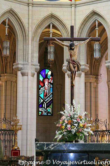 Madrid, cathédrale, Corpus Christi (Santa María la Real de la Almudena) - Espagne