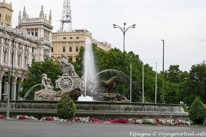Fontaine représentant la déesse Cybèle, Plaza de Cibeles fountain, Madrid - Espagne