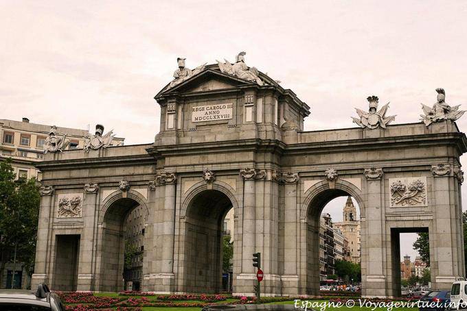 Madrid, Plaza Independenzia - Espagne