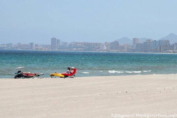 Mare Menor, la Manga, repos devant les blocs - Espagne