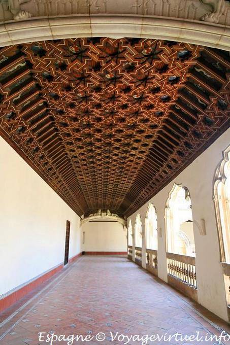 Travée supérieure du cloitre, Monasterio San Juan de Los Reyes, Tolède - Espagne