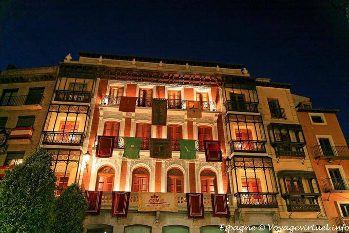 Illuminations sur la Plaza de Zocodover, Tolède - Espagne