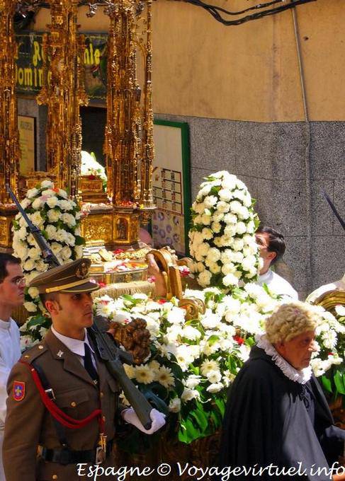 La Custodia, ostensoir d'orfèvrerie, procession de la Fête-Dieu à Tolède - Espagne