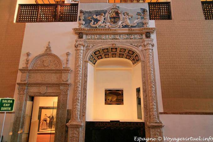 L'antique synagogue est aujourd'hui transformée en musée, Synagogue El Tránsito, Tolède - Espagne