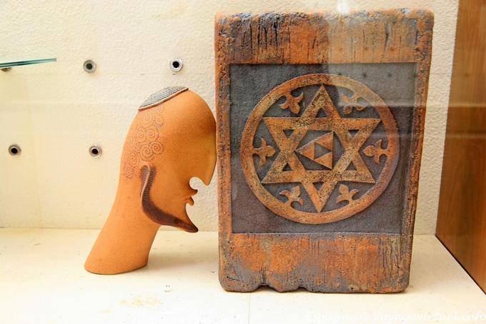 Musée séfarade dans Convento de Caballeros de Calatrava, Synagogue El Tránsito, Tolède - Espagne