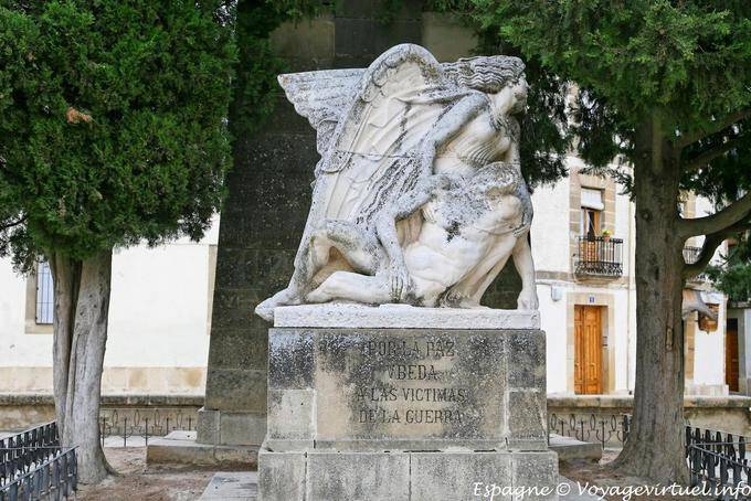 Úbeda, por la Paz, monument aux victimes de guerre - Espagne