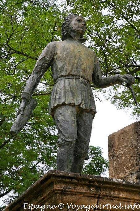 Úbeda, statue d'Andrés del Vandelvira - Espagne