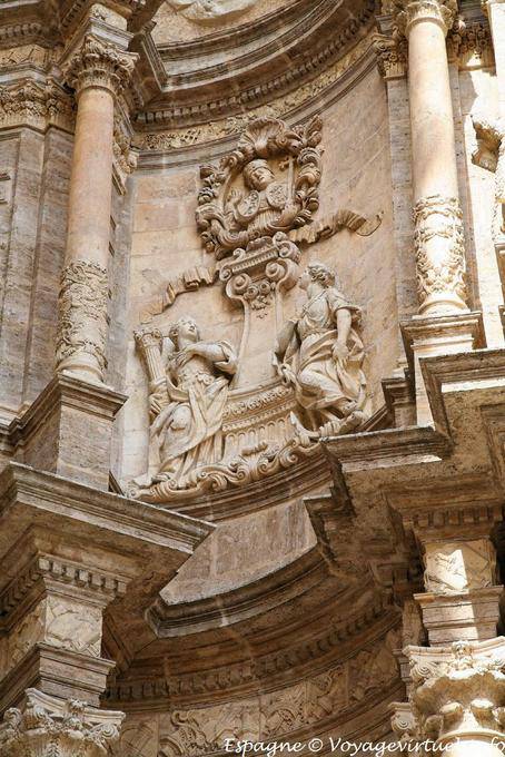 Valencia, cathédrale, détail de la Puerta de Los Hierros - Espagne