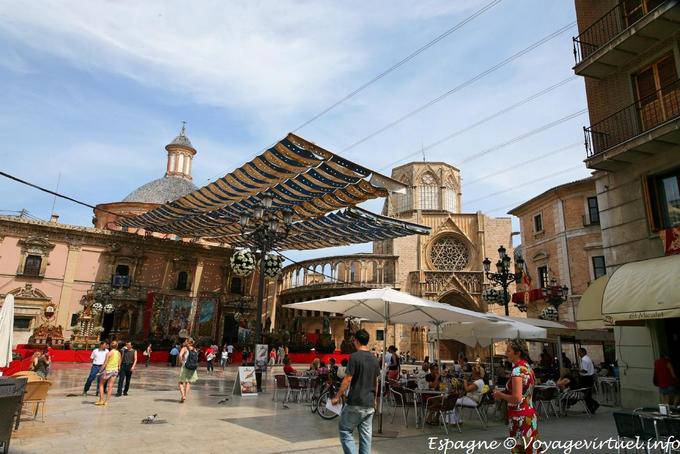 Valencia, Plaza de la Virgen - Espagne