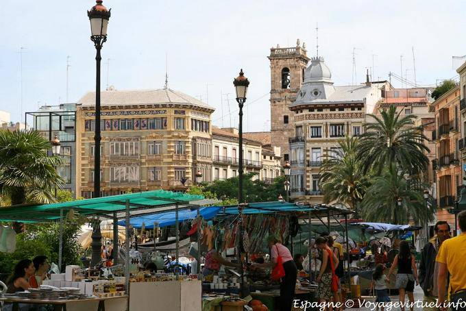 Valencia, Santa Catalina vue depuis la Place de la Reine - Espagne