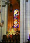Madrid, cathédrale, lumière de vitrail (Santa María la Real de la Almudena), Espagne.