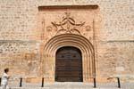 Tembleque, porte de l'église de Ascencion, Espagne.