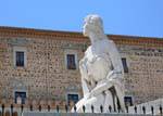Tolède, statue située derrière l'Alcazar, Espagne.