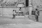 Tolède, place en noir et blanc, Espagne.