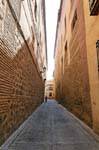 Tolède, entre les murs de la calle Buzones, Espagne.