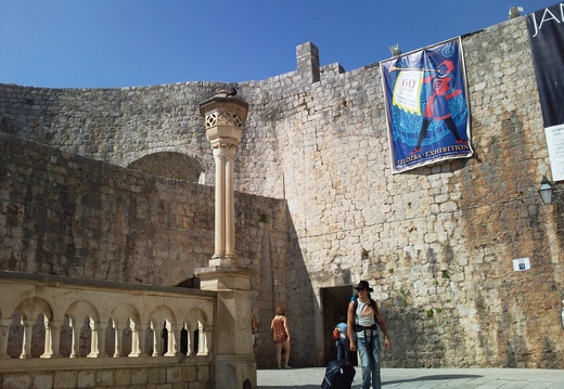 Photo0307 en sortant de la vielle ville Dubrovnik