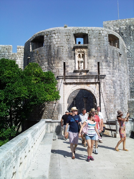 La porte de la ville de Dubrovnik. Schacke Frederic