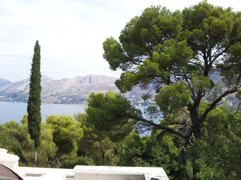 Pins et vue sur Cavtat Schacke Frederic