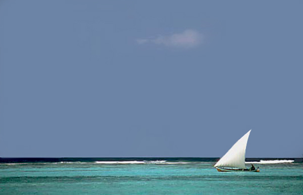 Maldives
Bateau de pêche maldivien
Mots-clés: Maldives atoll bateau maldivien océan indien