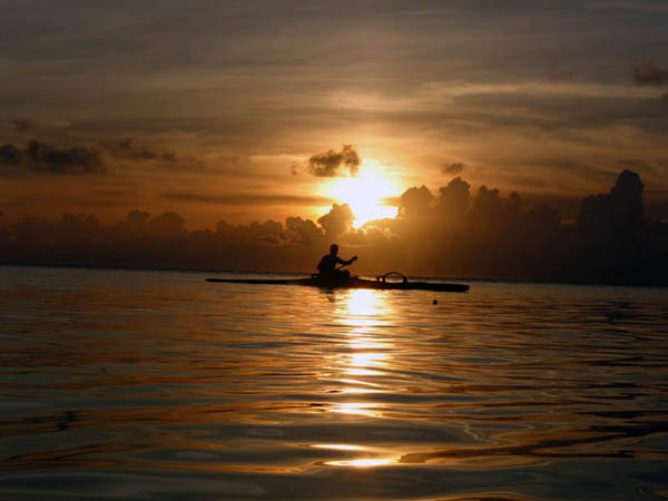 Tahiti pirogue
Mots-clés: Tahiti