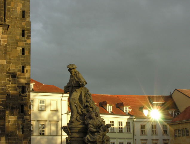 Statue et reflet solaire, Prague - Octobre 2006
Mots-clés: Prague
