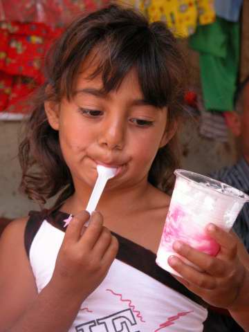 Satisfaction ! Bulgarie
Sur un marché à Varna - Bulgarie Août 2004
Mots-clés: Bulgarie